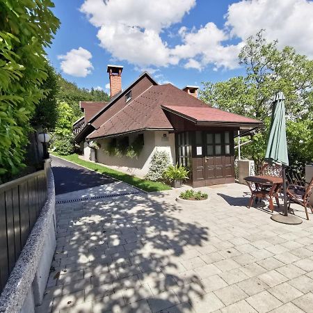 Apartmaji Mak Jesenice Esterno foto