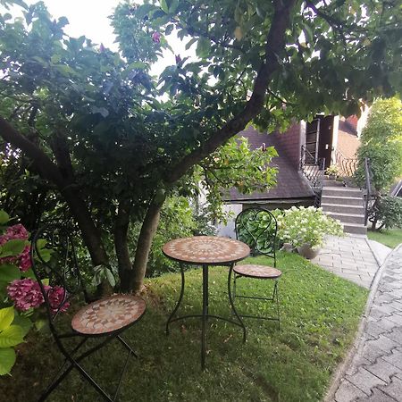 Apartmaji Mak Jesenice Esterno foto
