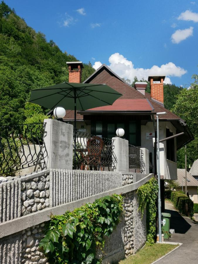 Apartmaji Mak Jesenice Esterno foto
