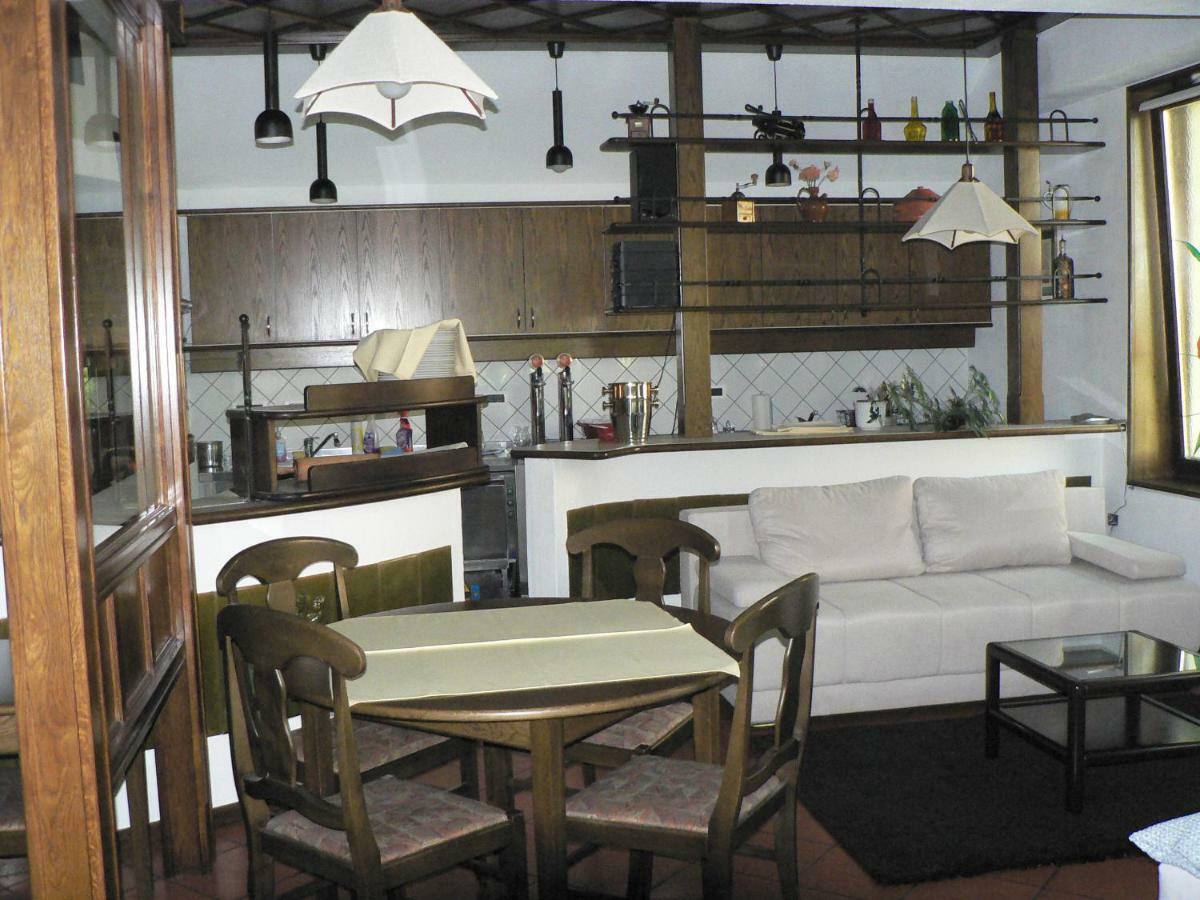 Apartmaji Mak Jesenice Esterno foto